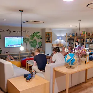 شباب ياه بيت شباب